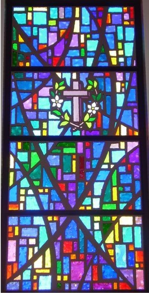 Faceted glass window