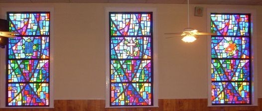 Faceted glass window
